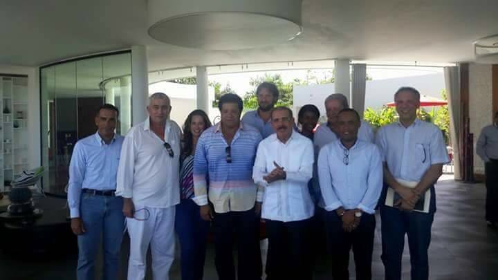 Presidente Medina se reúne con empresario de Las Terrenas