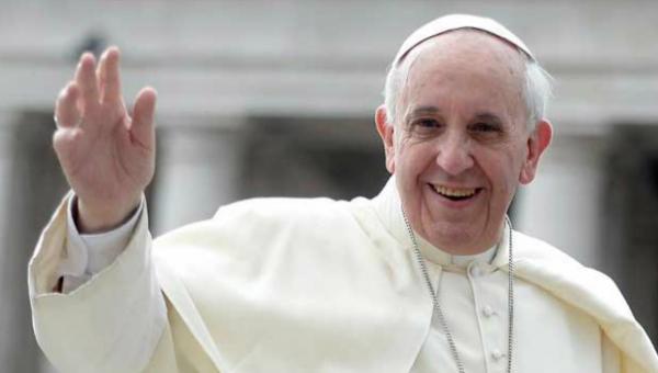 Maduro dijo haber recibido carta del papa Francisco en apoyo al diálogo en Venezuela