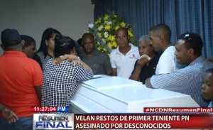 Velan restos de primer teniente PN asesinado por desconocidos