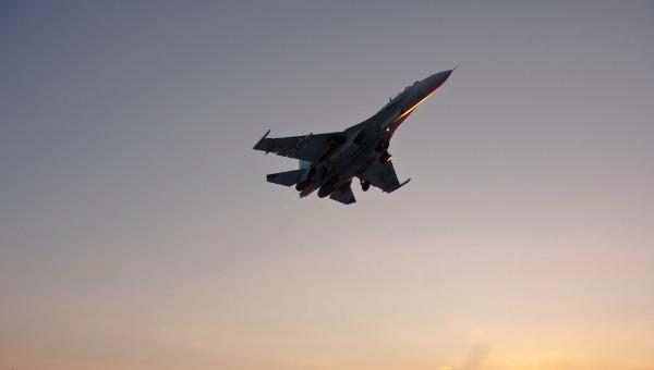 Washington denuncia la interceptación "peligrosa" de avión militar de EE.UU. por un caza ruso