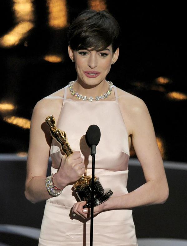 El malestar de Anne Hathaway luego de ganar el Premio Oscar en 2013
