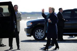 Clinton aprieta el acelerador para ganar escaños en el Congreso que le permitan gobernar