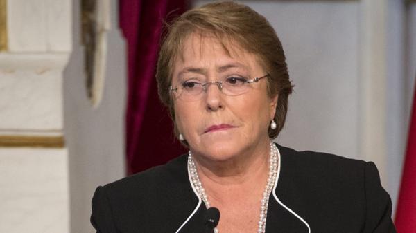 Michelle Bachelet ordena los primeros cambios en su gabinete tras la derrota en las elecciones municipales