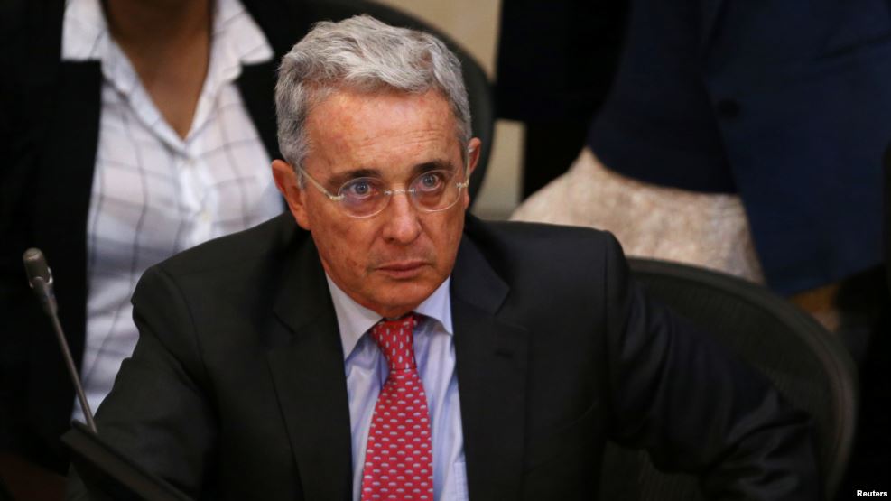 Uribe propone modificaciones al acuerdo de paz