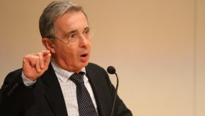 NYT: Álvaro Uribe, el hombre que está bloqueando la paz en Colombia
