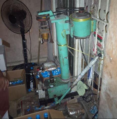 MP y PN desmantelan laboratorio clandestino de bebidas alcohólicas adulteradas
