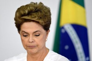 Supremo rechaza pedido de Rousseff para echar atrás su destitución