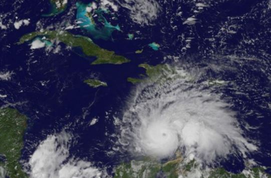 Huracán Matthew avanza hacia Jamaica y Haití tras dejar daños menores en Colombia