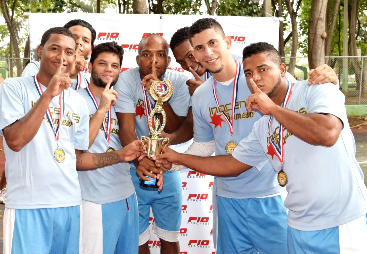 Inocentes de Bameso se corona campeón de la Copa Piodeportes