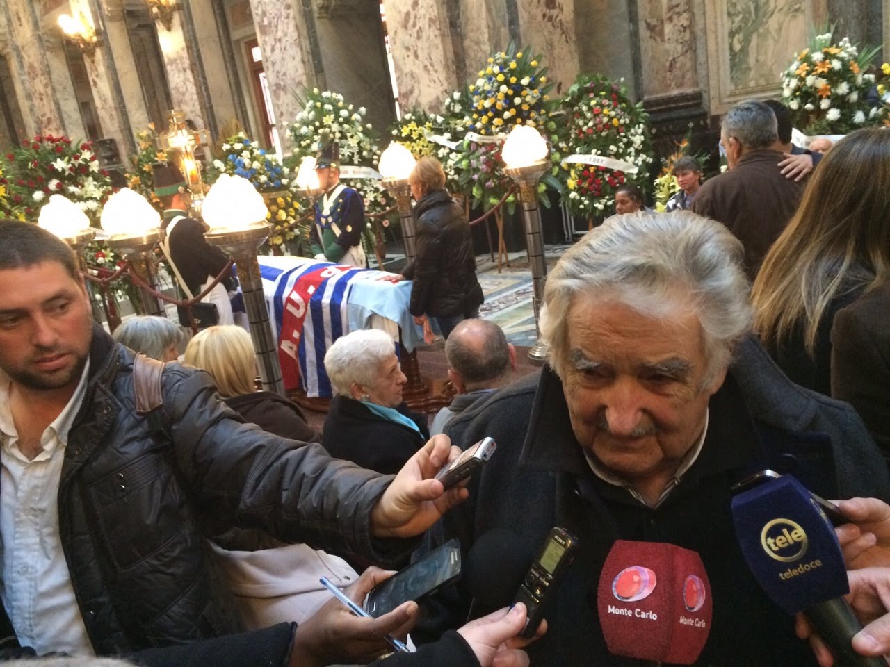 José Mujica sobre Jorge Batlle: "Cayó militando. Me gustaría irme en forma parecida"
