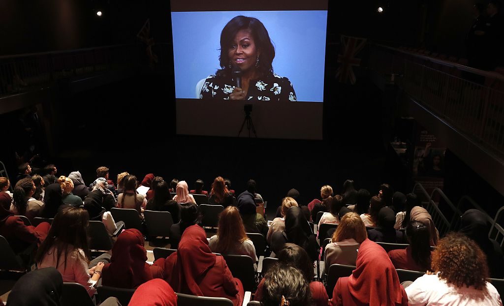 Michelle Obama anima a todas las niñas a estar “hambrientas” de educación