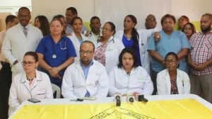 Médicos se van a huelga por 72 horas en Sánchez Ramírez; autoridades reaccionan 