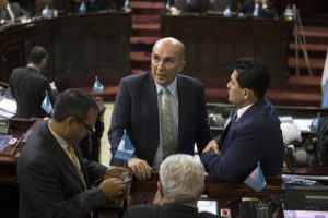 Presidente del Congreso de Guatemala podría perder inmunidad 