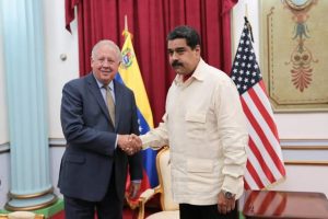Maduro recibe a enviado de EE.UU. en apoyo al diálogo con la oposición