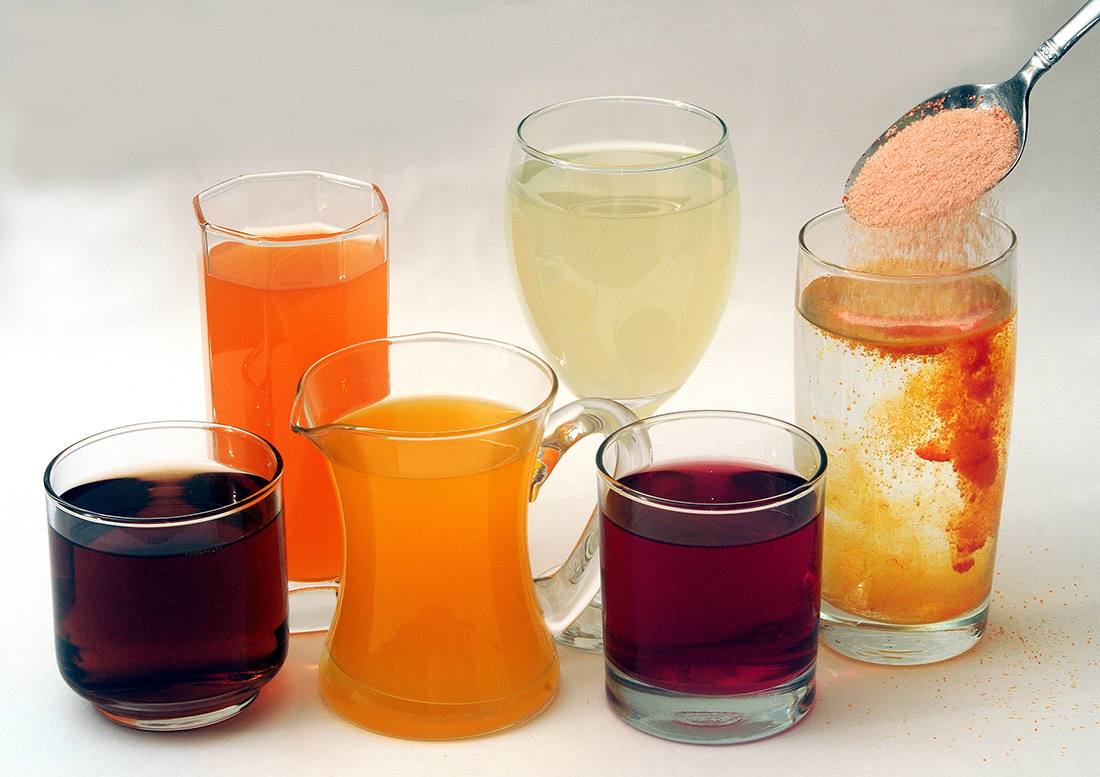 OMS pide subir impuestos a bebidas azucaradas