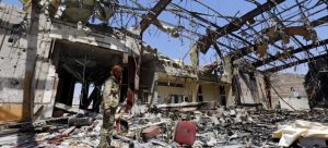 Masacre en Yemen genera promesas de venganza y críticas internacionales