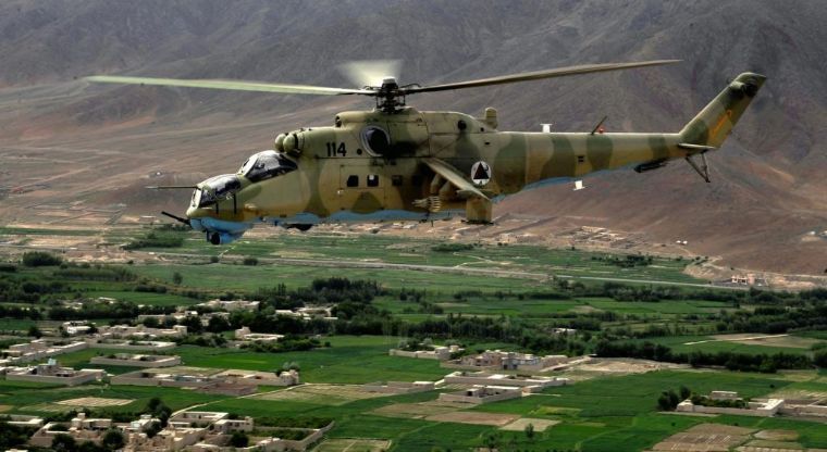 Se estrella un helicóptero militar en el norte de Afganistán