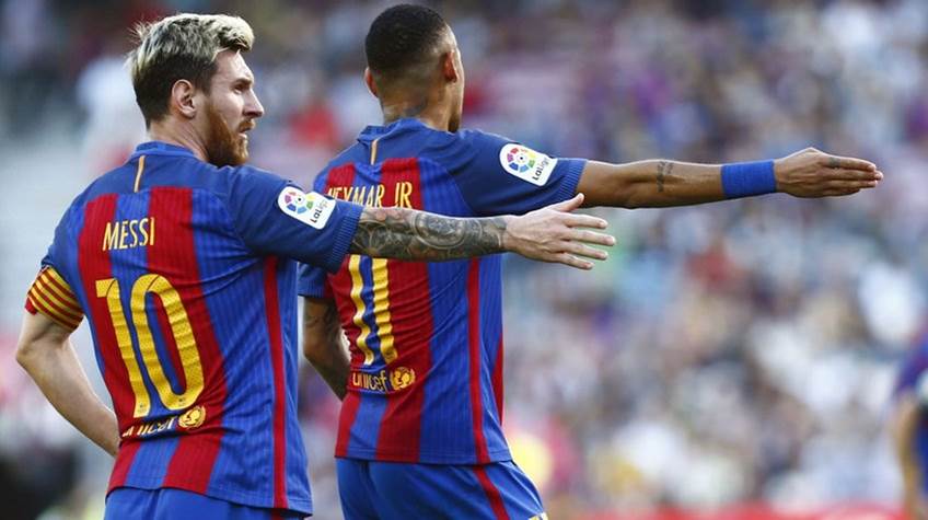 Messi regresa marcando en la goleada del Barça 4-0 al Deportivo