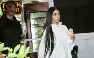 Kim Kardashian confiesa que padece ansiedad; 