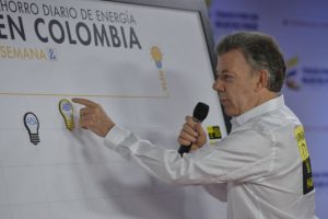 Presidente Santos asegura que no habrá racionamiento de energía en el Caribe