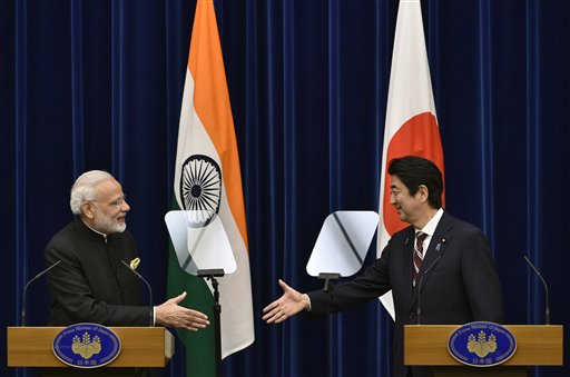 Japón e India firman un acuerdo nuclear civil