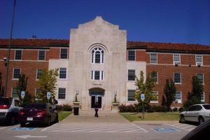 Expulsan a estudiante de Oklahoma por incidente racista 