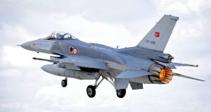 Aviones turcos atacan bastión de EI en el norte de Siria 