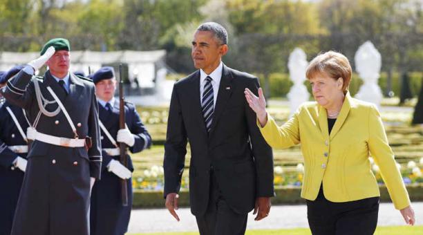 Obama se reúne con Merkel en Alemania