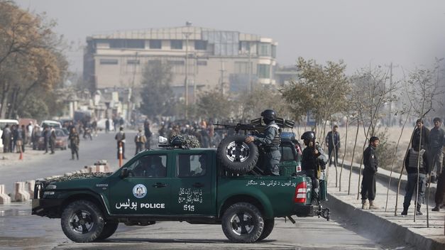 Al menos 27 muertos y 35 heridos en un atentado en un templo de Kabul