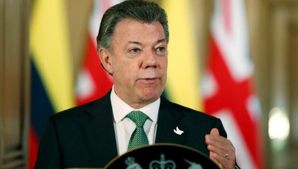 Presidente Santos aclara que decidirá si convoca un nuevo plebiscito cuando se logre eventual acuerdo de paz
