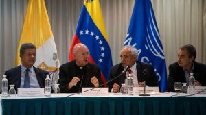 La oposición y la Iglesia venezolana repudiaron la actitud del gobierno en los diálogos
