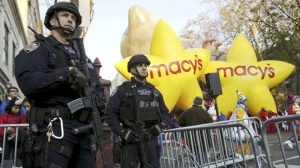 Muchos policías para el desfile de Acción de Gracias en NY