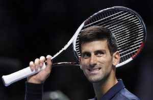 Djokovic logra tercera victoria al hilo en Copa Masters