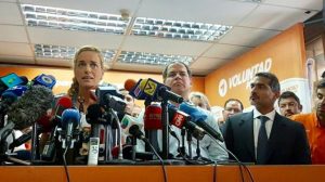 Lilian Tintori exige una prueba de vida de su esposo Leopoldo López