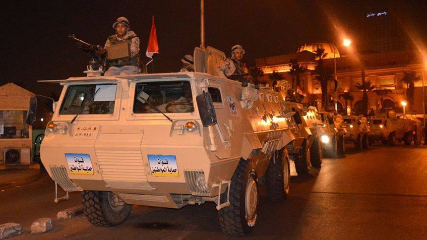 Mueren 8 soldados en explosión con coche bomba en el Sinaí egipcio
