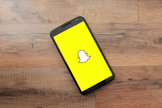 Los jóvenes fundadores de Snapchat, sin miedo en el camino a la bolsa