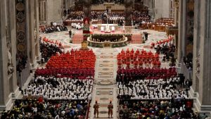 El Vaticano recibe 17 nuevos cardenales