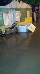 Aguacero provoca grandes inundaciones en Dajabón