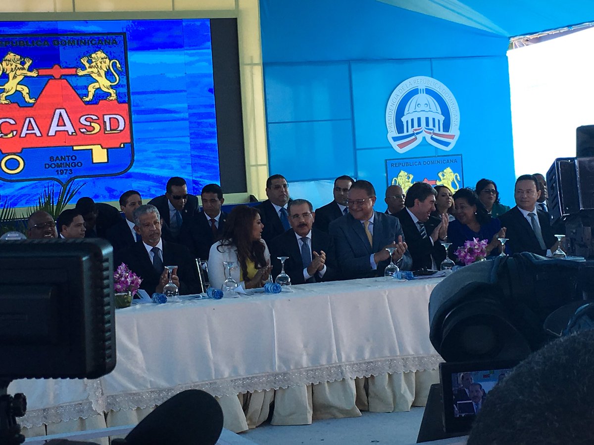Presidente Medina encabeza inauguración primera etapa de proyecto CAASD
