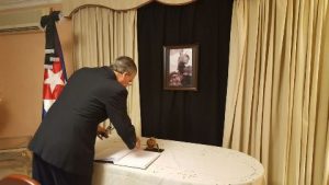 Abren libro de condolencias por muerte de Fidel Castro en embajada en RD