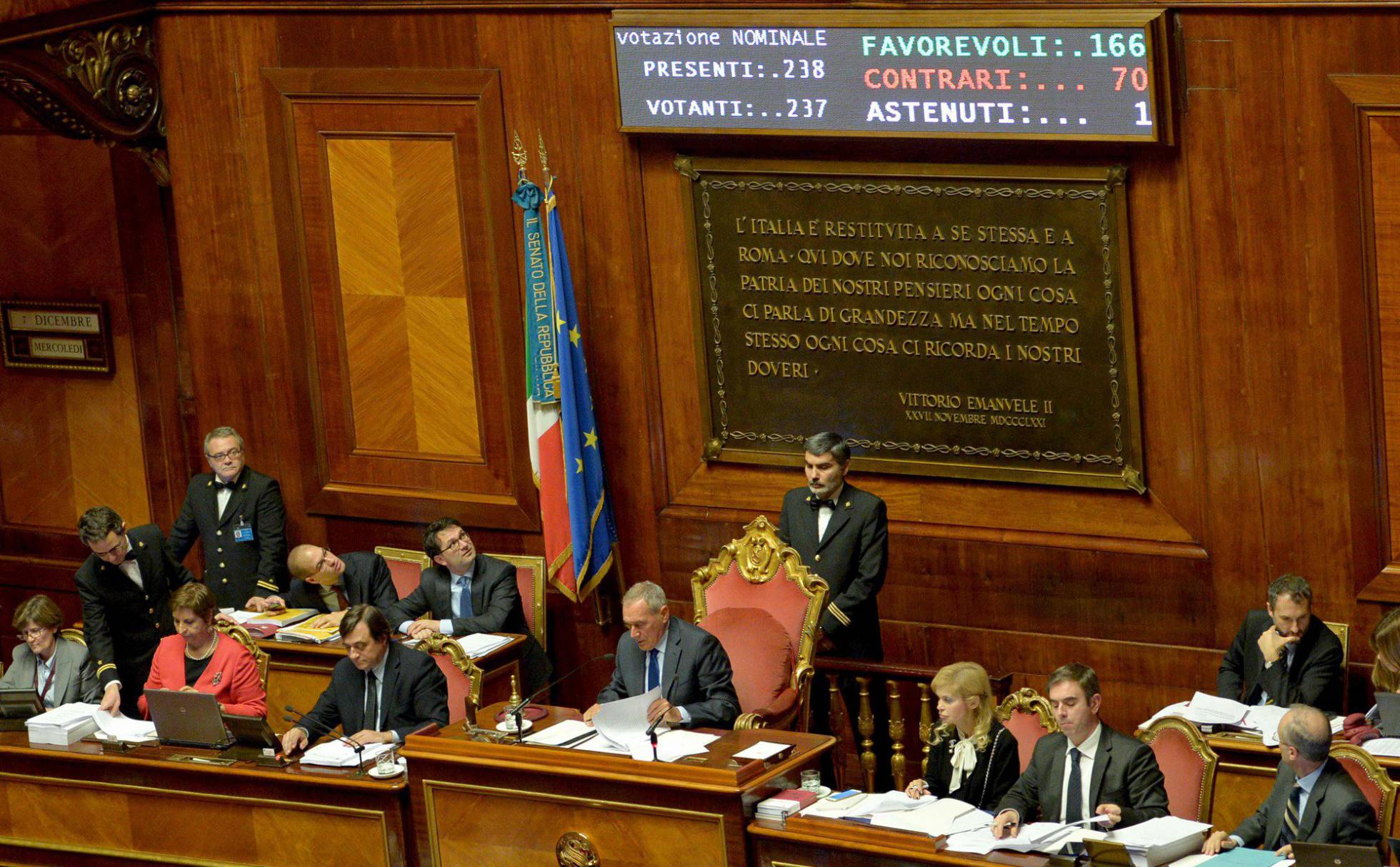 Renzi dimitirá esta tarde tras la aprobación de los presupuestos en el Senado