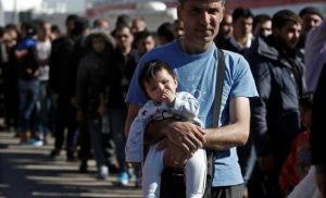 La CE propone que los demandantes de asilo puedan ser reenviados a Grecia a partir de marzo