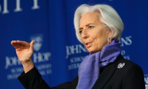 El FMI mejora las previsiones de España pero pide más reformas