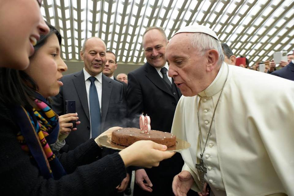 Papa Francisco bromea sobre cumpleaños: ‘Felicitar antes de tiempo trae mala suerte’