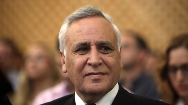 La comisión de indulto deja en libertad condicional al expresidente israelí