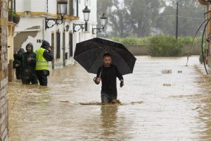 Ascienden a 628 las incidencias por la lluvia en Málaga