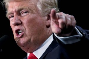 Trump reitera amenazas a empresas que inviertan en el extranjero