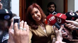 juez procesa a Cristina Kirchner por corrupción