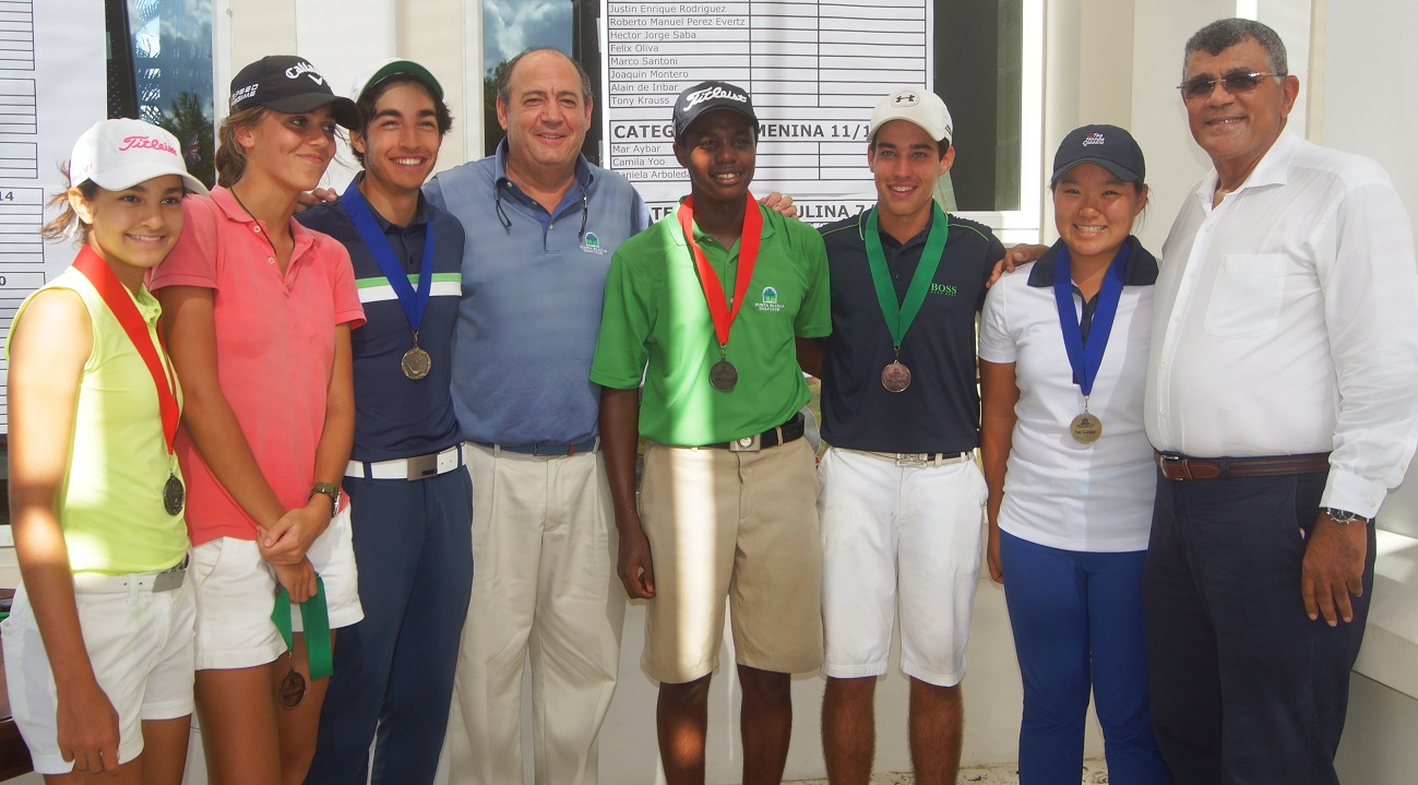 Sánchez y Kim dominan cuarta parada Tour Nacional Juvenil de Golf