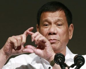Duterte dice que Trump le deseó 